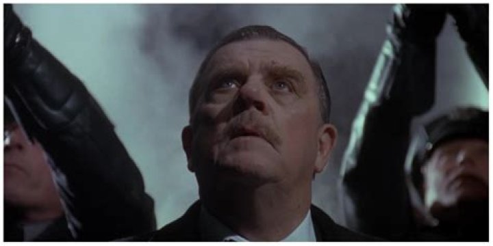 Pat Hingle