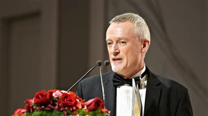 Paul Gibbons Net Worth