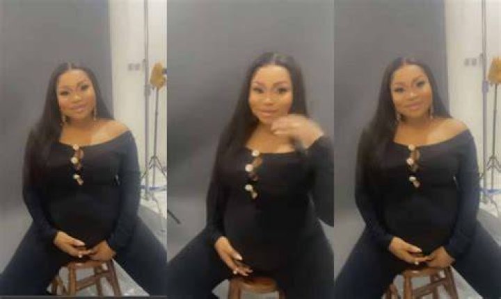 
Pregnant Ruth Kadiri Wows May Edochie, Lanre Makun, Others With Her Banging Body 