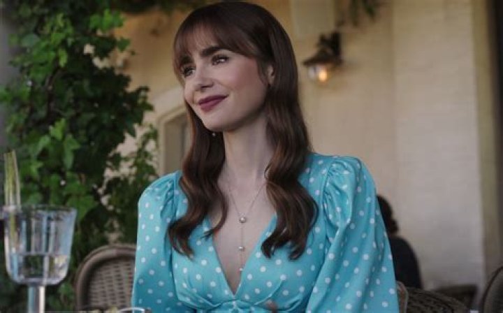 Robin Mary Paris Net Worth