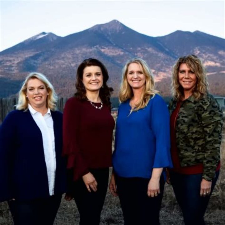 Robyn Mundell Net Worth