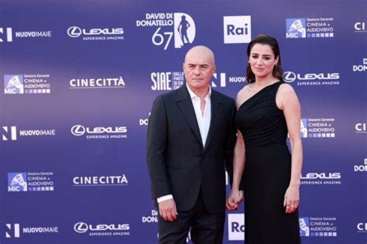 
Romy Luisa Height, Weight, Net Worth, Age, Wiki, Who, Instagram, Biography 