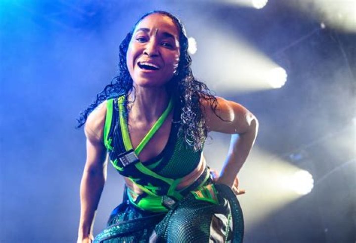 Rozonda ‘Chilli’ Thomas Net Worth