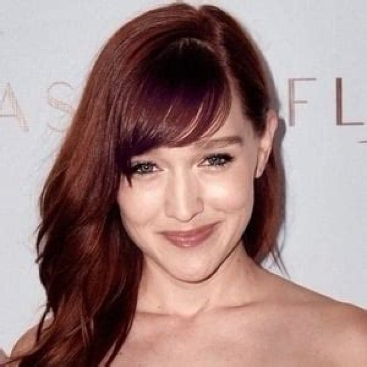 Sarah Stouffer Net Worth