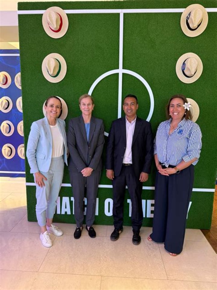 
Sarai Bareman Salary – How Much Does Women’s Football Officer for FIFA Make A Year? 