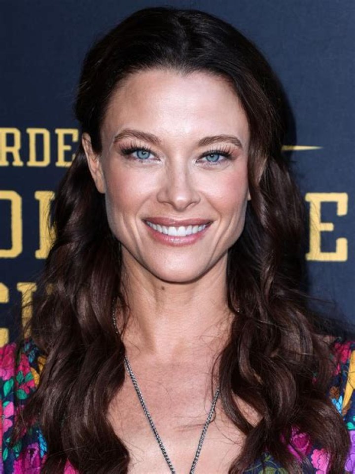Scottie Thompson Height, Weight, Measurements, Bra Size, Shoe Size