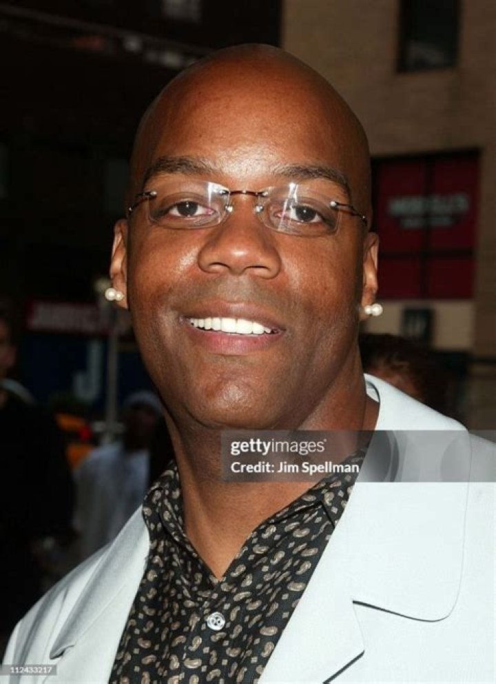 Shiek Mahmud-Bey Net Worth