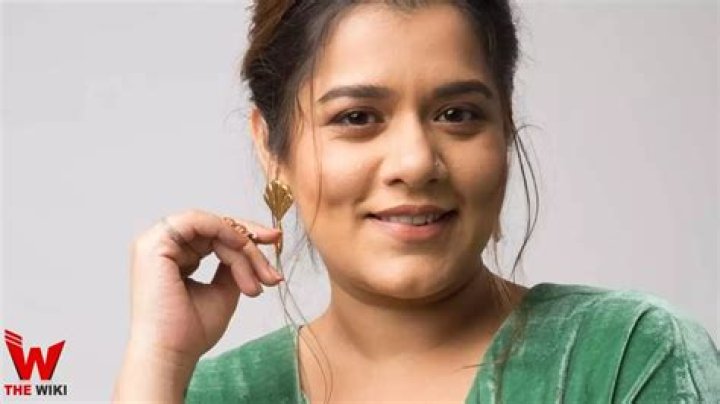 Shikha Talsania Height, Weight, Net Worth, Age, Birthday, Wikipedia, Who, Nationality, Biography