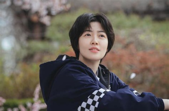 Shim Eun-kyung - Bio, Age, Wiki, Facts and Family