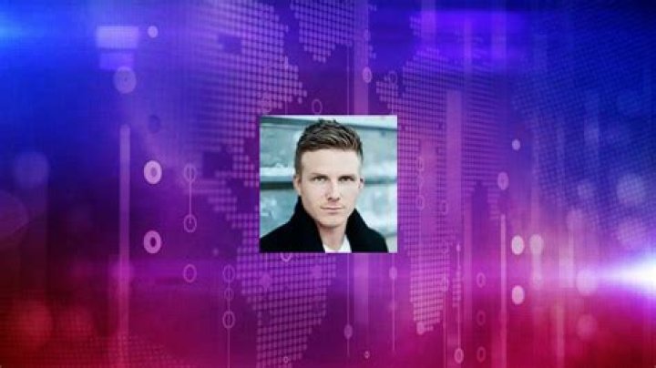 Simon Arblaster Net Worth