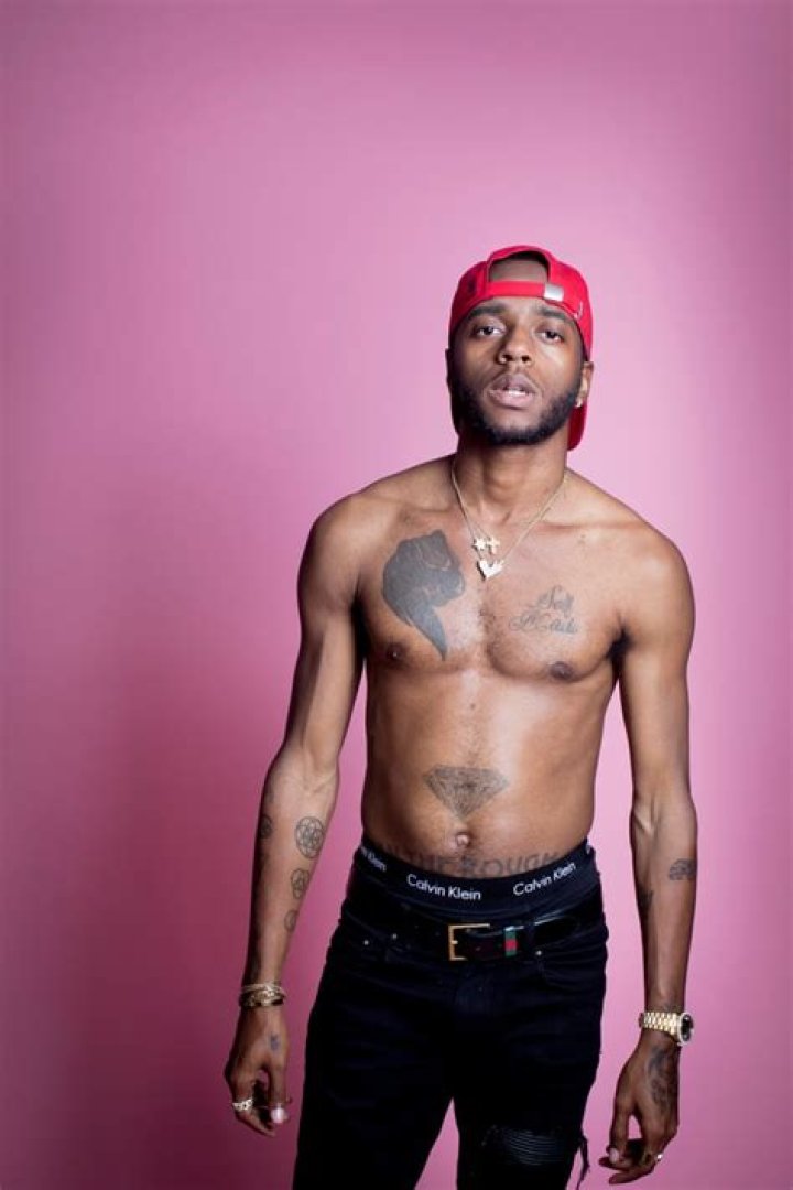 SmoothGio: Girlfriend, net worth, tattoos, smoking & body facts