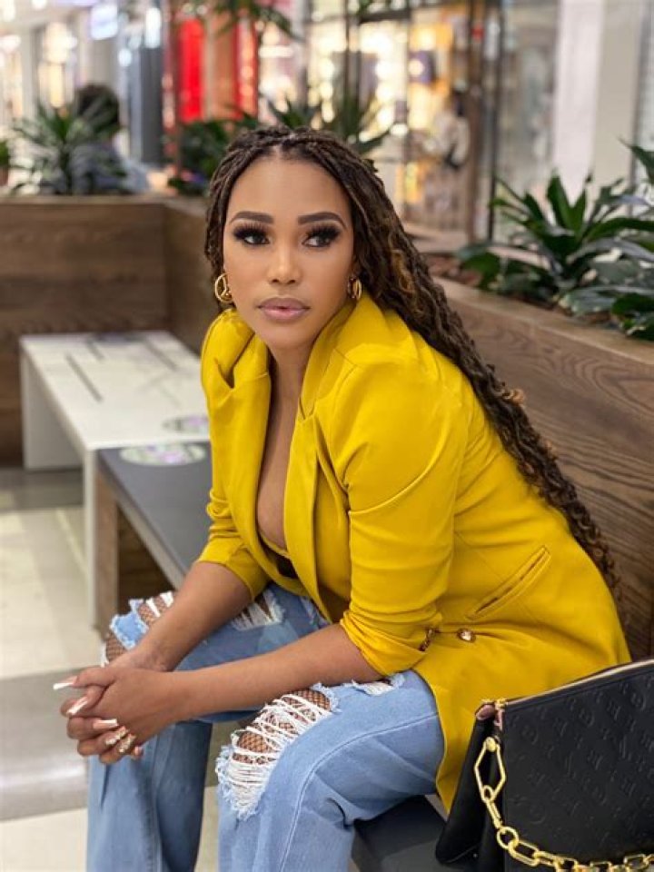 Sonia Mbele Height, Weight, Measurements, Bra Size, Shoe Size