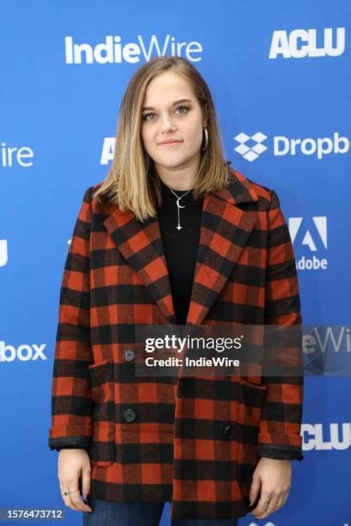 Sophi Bairley Net Worth