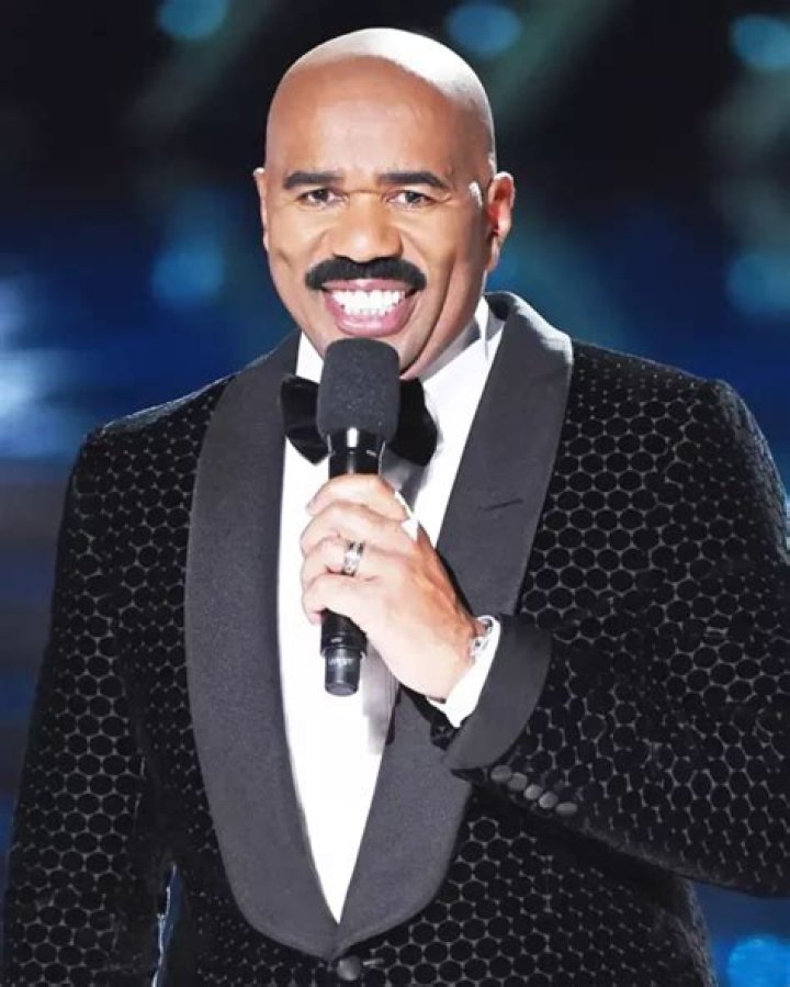 Steve Harvey Height, Weight, Body Measurements, Shoe Size