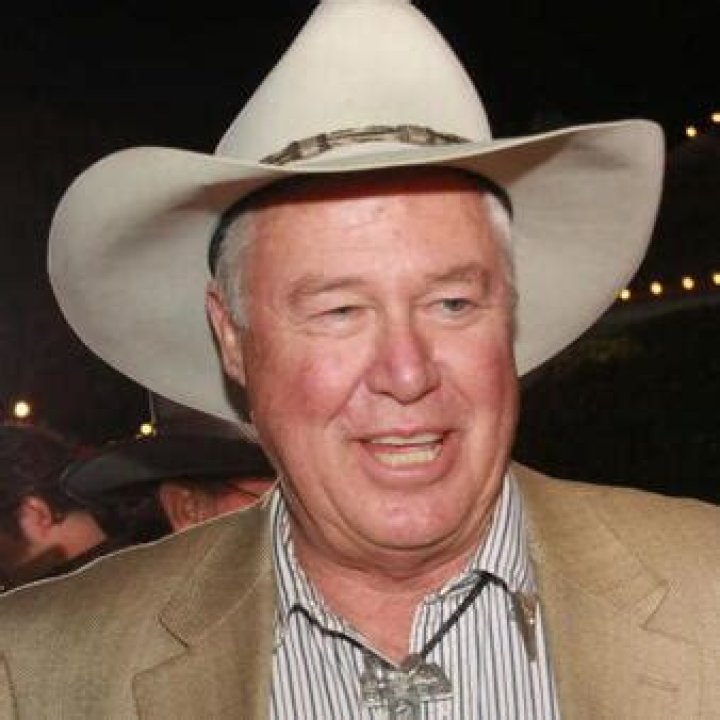 Steve Reevis Net Worth