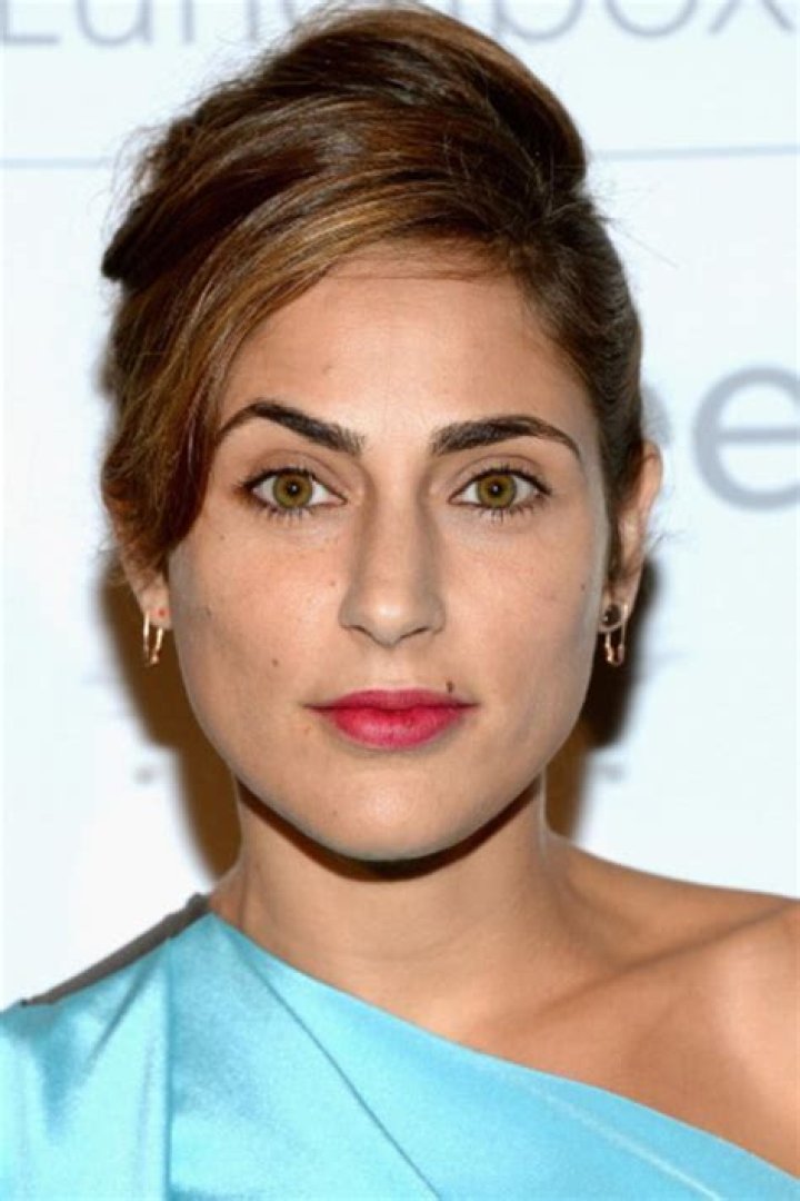 Summer Phoenix Height, Weight, Measurements, Bra Size, Shoe Size