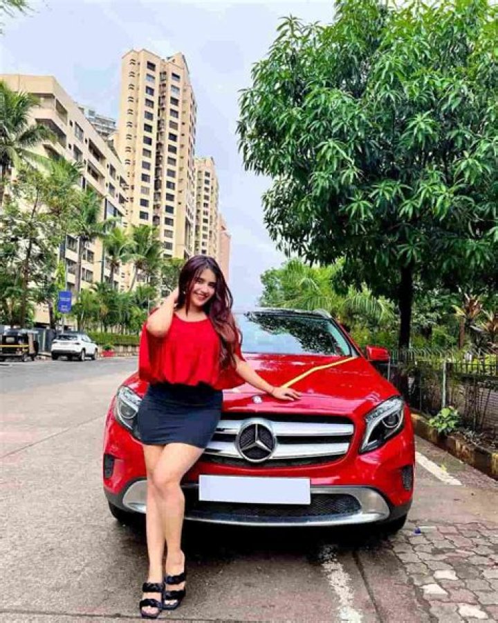 Sweety Walia Height, Weight, Net Worth, Age, Birthday, Wikipedia, Who, Instagram, Biography