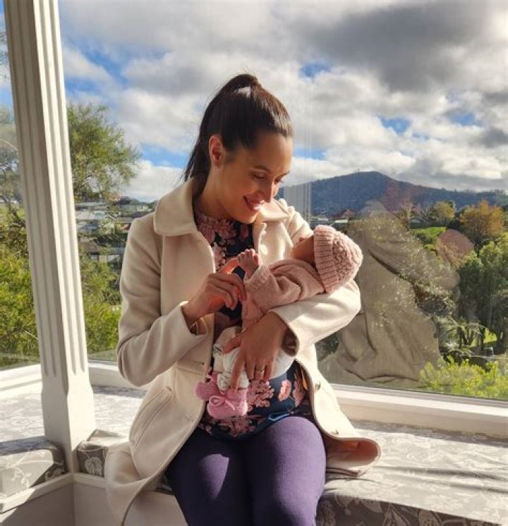 
Tania Tapsell Height, Weight, Net Worth, Age, Birthday, Wikipedia, Who, Nationality, Biography 