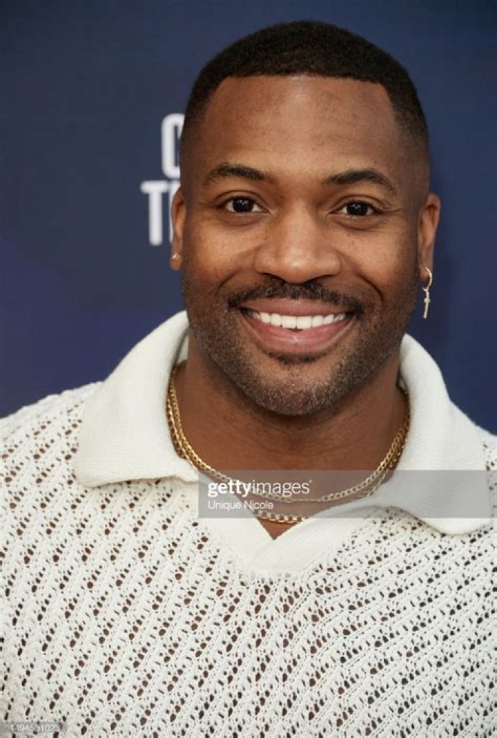 Tarik Lowe Net Worth