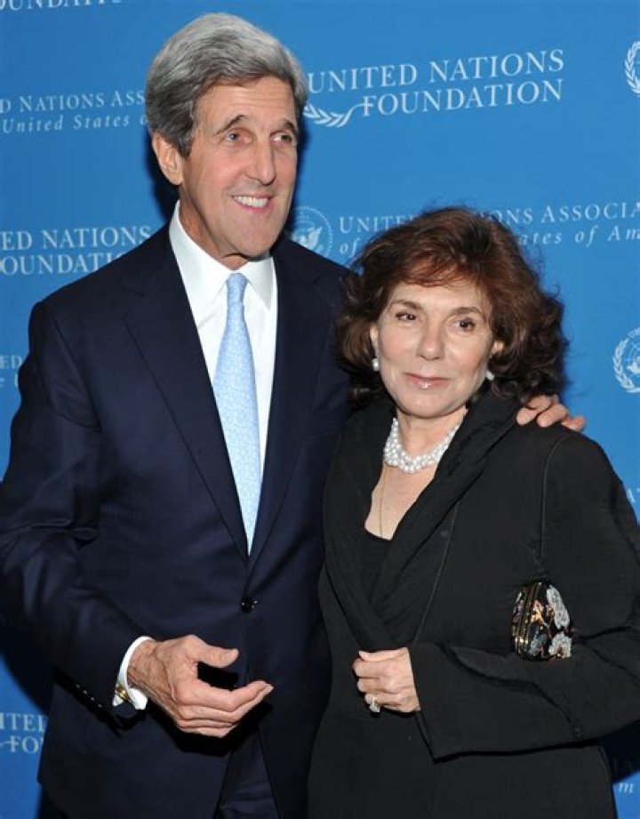 Teresa Heinz Kerry Age, Birthday, Wikipedia, Who, Nationality, Biography
