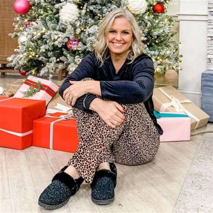 Terri Conn Net Worth