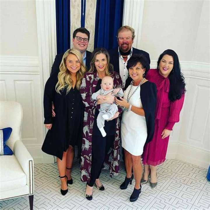 Toby Keith Children: Meet Krystal Keith, Stelen Keith Covel, And Shelley Covel Rowland