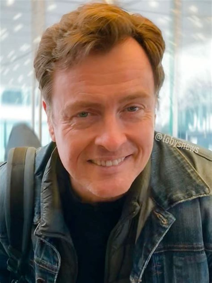Toby Stephens - Bio, Age, net worth, weight, height, Wiki, Facts and Family