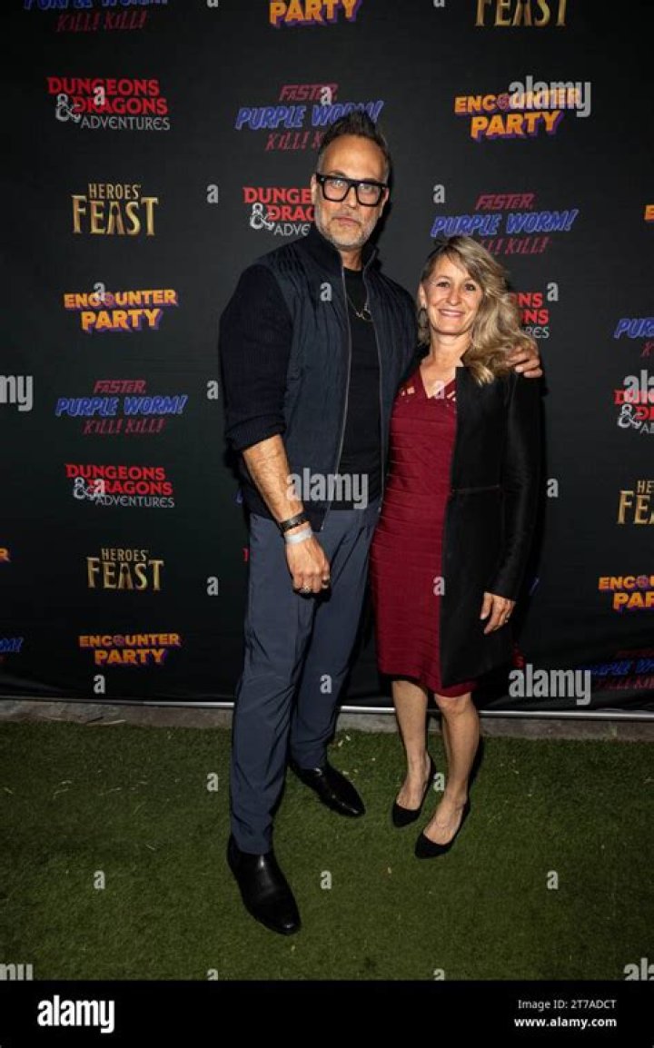 Todd Stashwick Net Worth, Salary, Earnings, Married, Wife, Children, Age, Height, Wiki-Bio