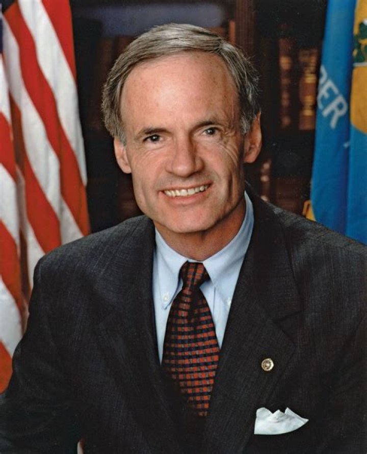 Tom Carper