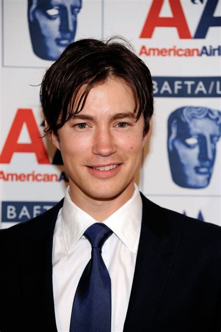 Tom Wisdom Net Worth