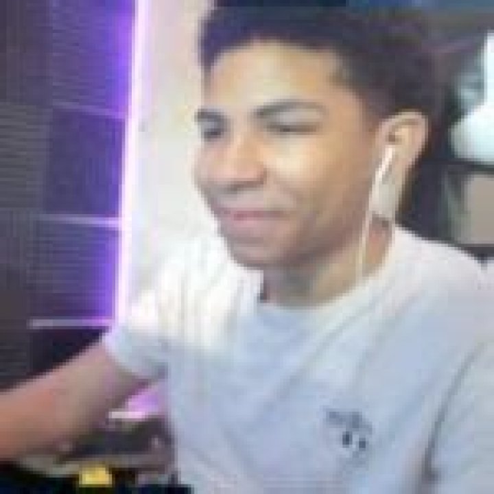 UnknownxArmy Age, Height, Net Worth, Phone, Bio