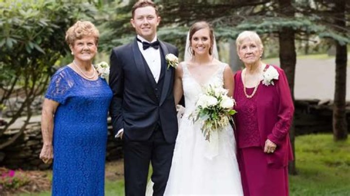 Warren Peay Girlfriend Sarah Elizabeth And Age Details To Know