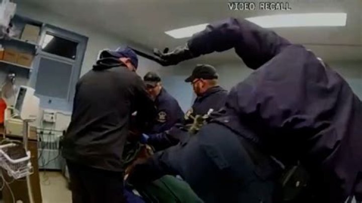 
Watch: Intense bodycam footage shows New York police fatally shoot Jamie Feith after she pulled a knife on cops 