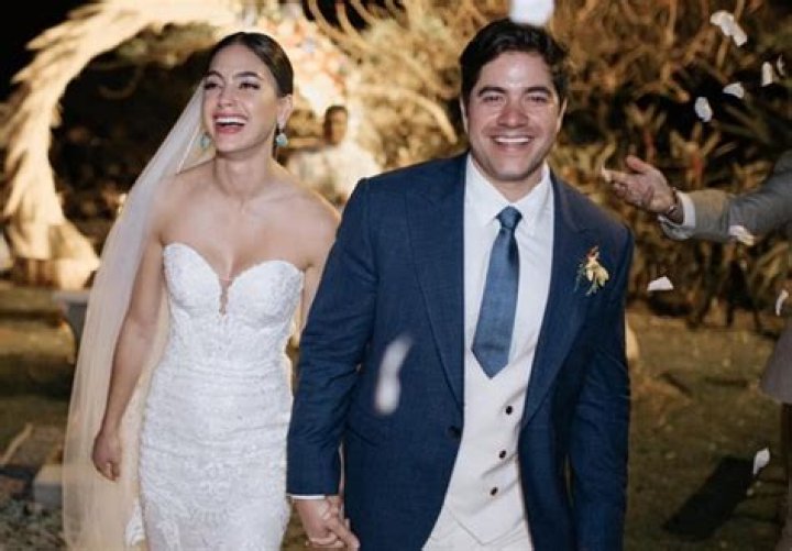 What is Melissa Barrera famous for? Is Melissa Barrera still married?