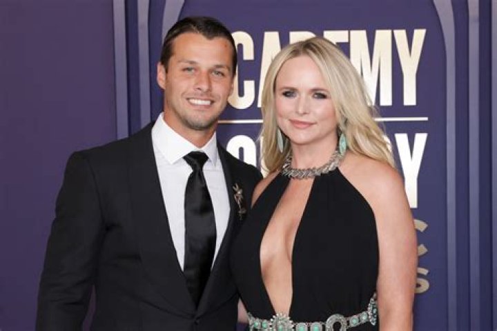 What is the age difference between Miranda Lambert and her husband? How long has Miranda Lambert and her husband been together?