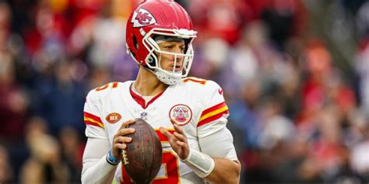 
What Was Len Dawson’s Net Worth At Death? The American football QB Died A Wealthy Man 