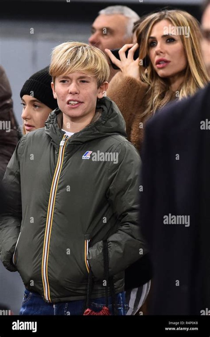 
Who Are Chanel, Isabel And Cristian Totti? Ilary Blasi’s Children 