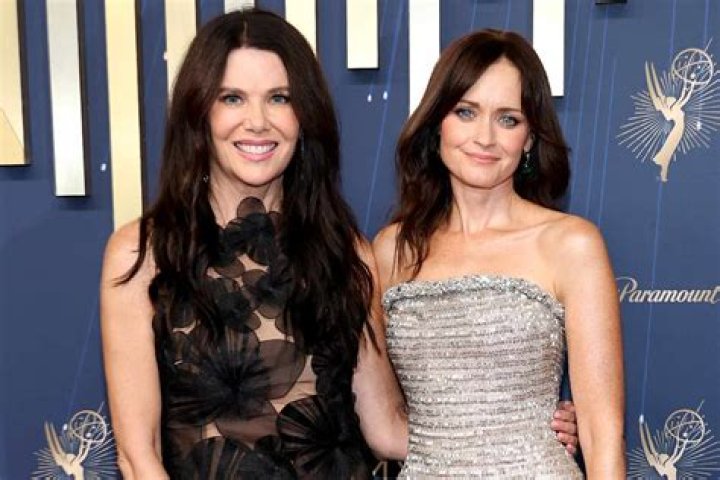 Who Is Alexis Bledel? Meet The Gorgeous Ex-Girlfriend Of Milo Ventimiglia!