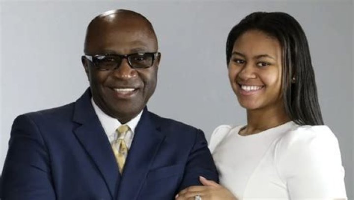 Who Is Bishop Demetrius Sinegal Wife Lady Q? Their Age Difference And Kids