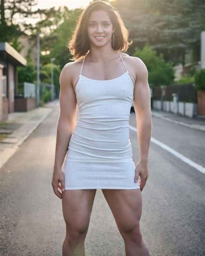 Who Is Helena Vladis Kirkendall? Meet Bodybuilder Kali Muscle’s Wife On Instagram