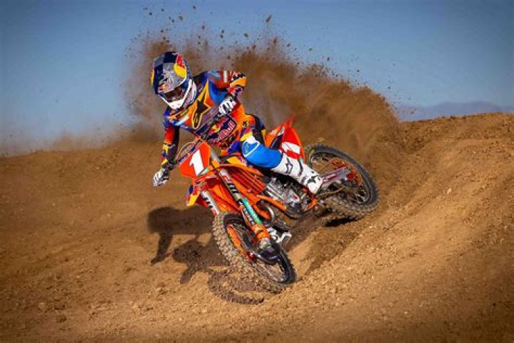 Who is Marty Smith Motocross’s Wife? Nancy Smith Wiki, Age, Children, Family, Net Worth, Cause of Death, Height and Instagram