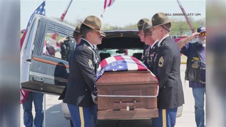 Who is What was Troy Gentry’s net worth before his death? His Wiki: Funeral, Helicopter, Wife, Music