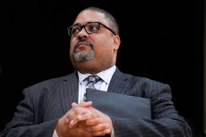 Why Did Alvin Bragg Resigned | Net Worth Before Arrest
