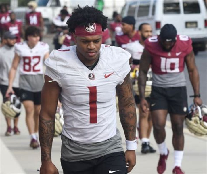 Winston Wright Enters Transfer Portal: 5 Landing Spots