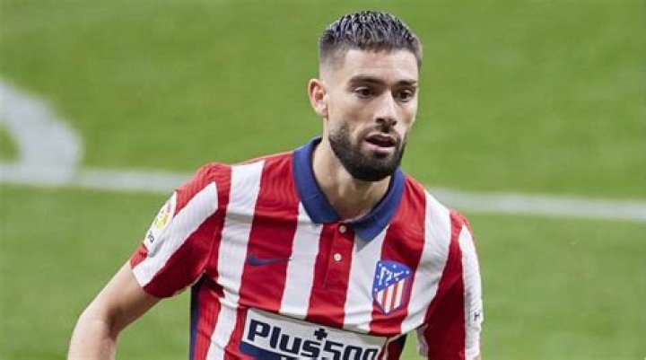 Yannick Carrasco Height, Weight, Net Worth, Age, Birthday, Wikipedia, Who, Instagram, Biography