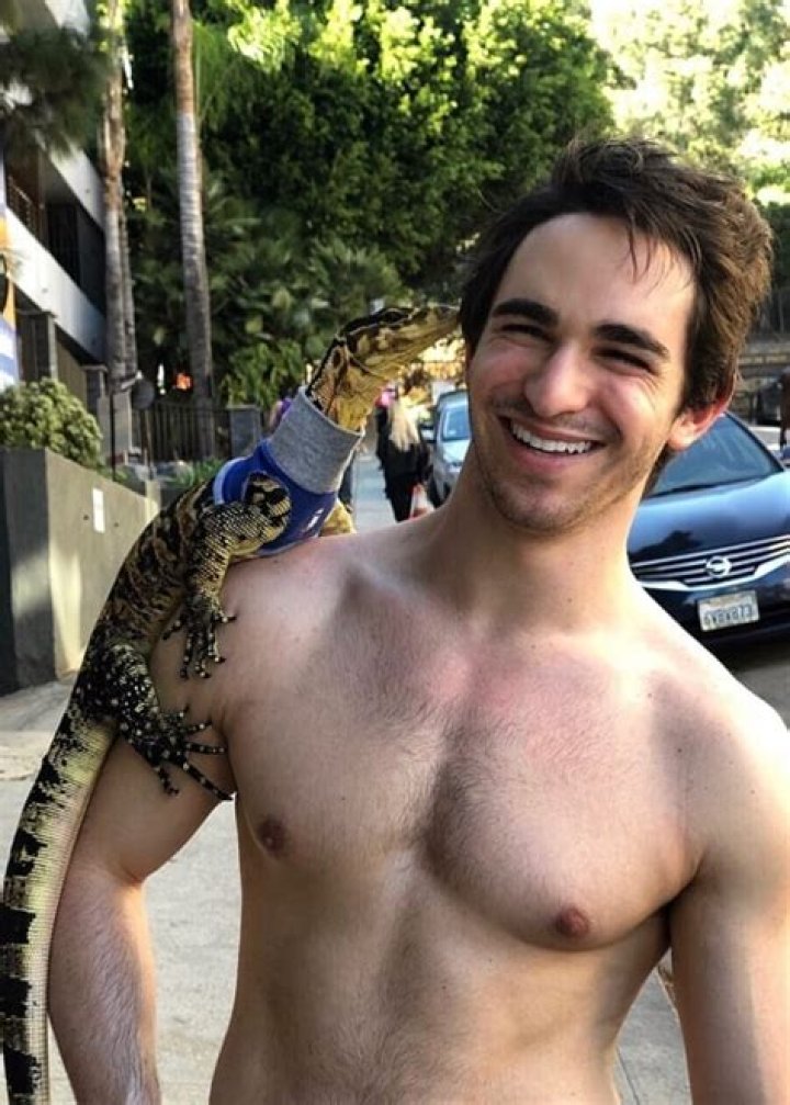 Zachary Gordon Height, Weight, Net Worth, Age, Birthday, Wikipedia, Who, Nationality, Biography